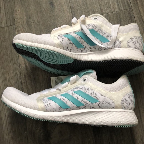 NWT Women’s Adidas Edge Lux 4 - Picture 5 of 9